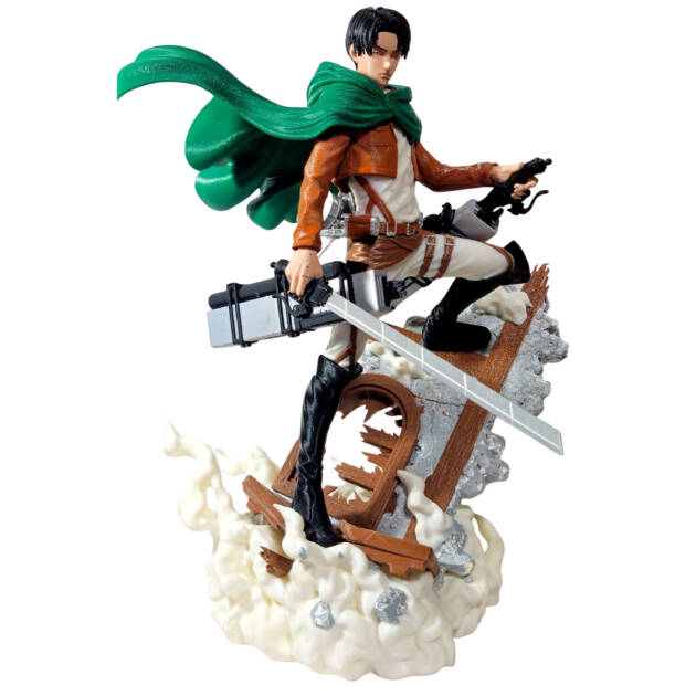Statueta - Levi AOT, scara 1:6
